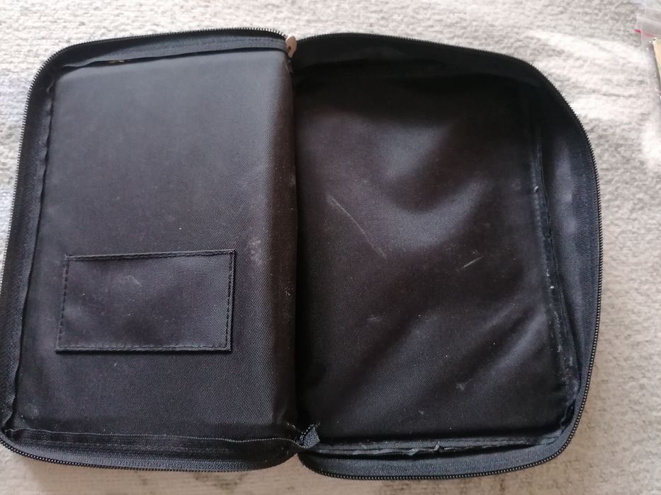 Etui Mercedes Benz na książki serwisowe