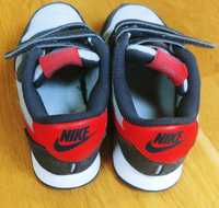 Buty sportowe Nike r.27