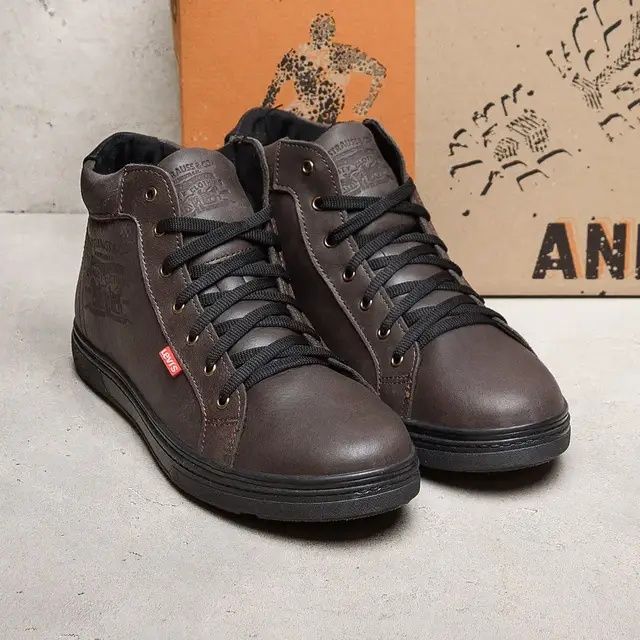 Мужские зимние ботинки Levi's Мужские зимние кожаные кроссовки Levi's