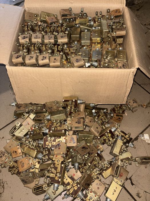 Центральний перемикач світла п-300.п-305 зіл газ уаз мтз.юмз