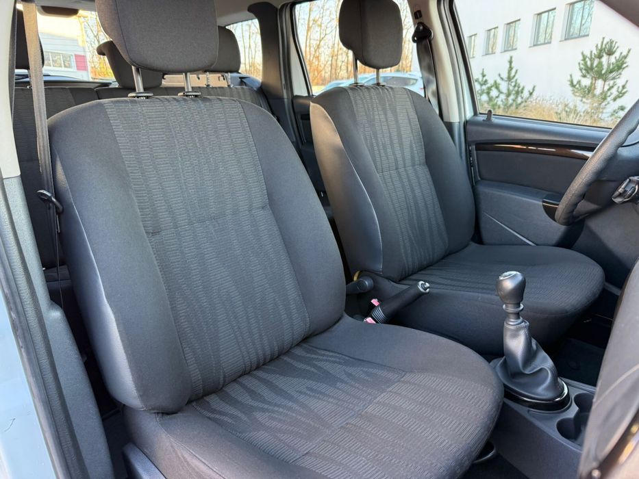 Дачія Дастер Dacia Duster