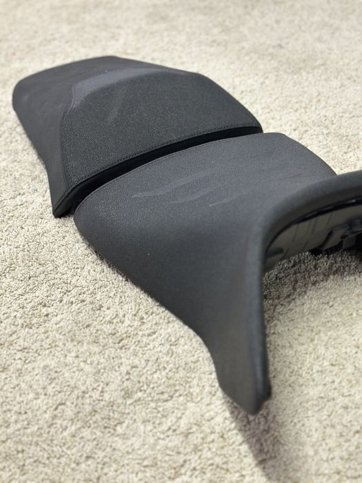 Bancos KTM Adventure 2022