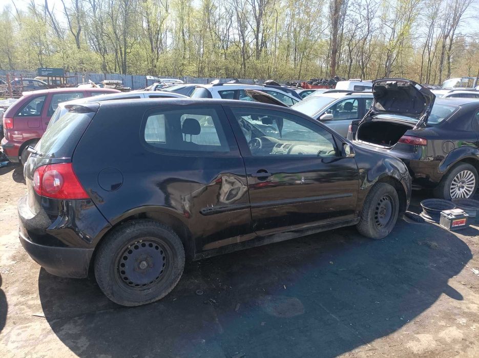 Golf V 1.6 B na części