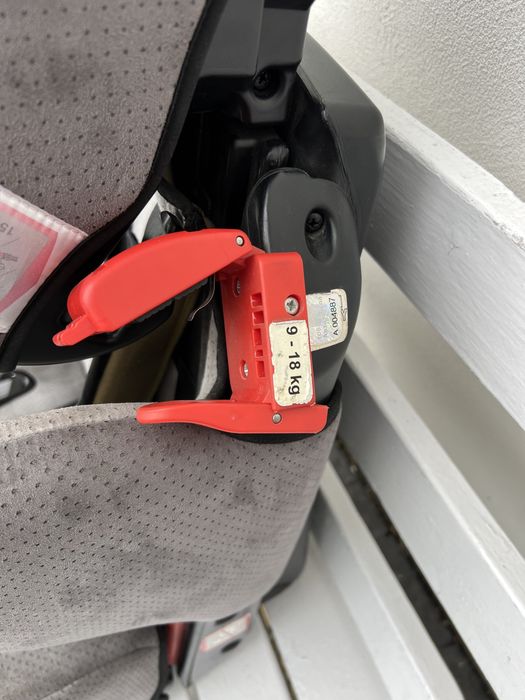 Автокрісло дитяче Rekaro