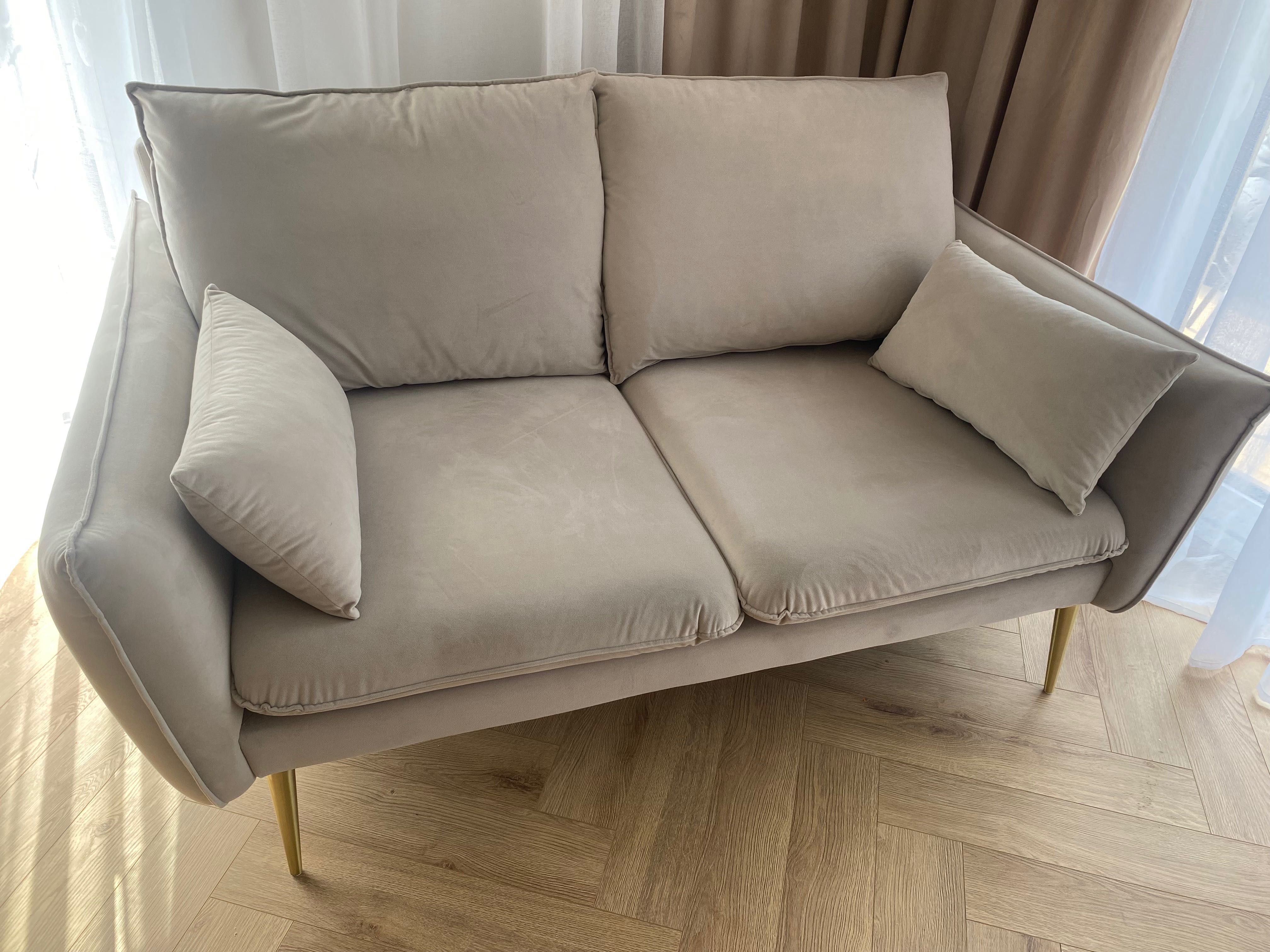 sofa 2-osobowa ELIO BEŻOWY AKSAMIT złote nóżki