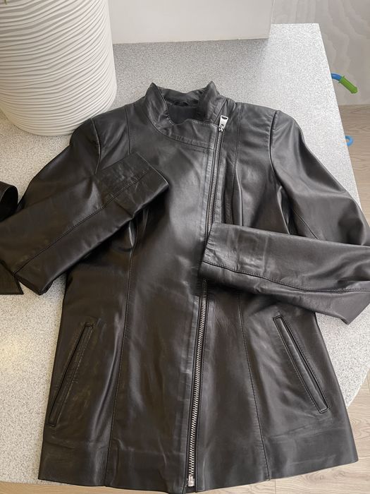 Шкіряна куртка жіноча (розмір xs-s)
