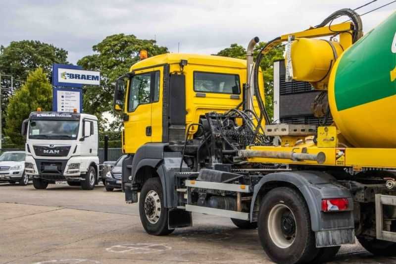 Вантажний автомобіль MAN TGS 18.360 BLS-4X4 + MIXER 10M3