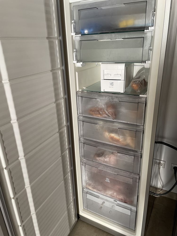Arca congeladora vertical no frost Fagor ZFK1745X