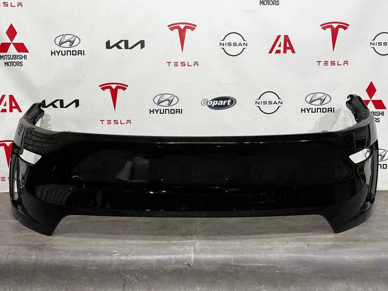 Бампер передній Tesla Model Y 2025