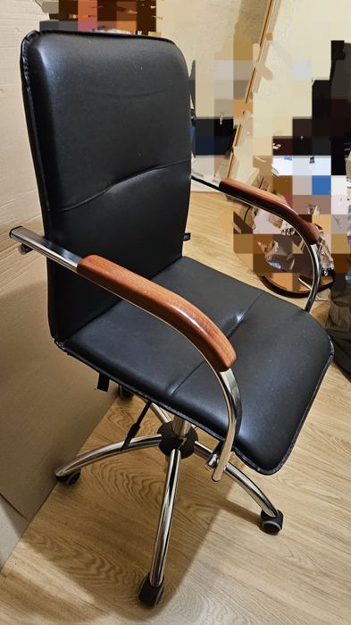 Компьютерне офісне крісло Samba