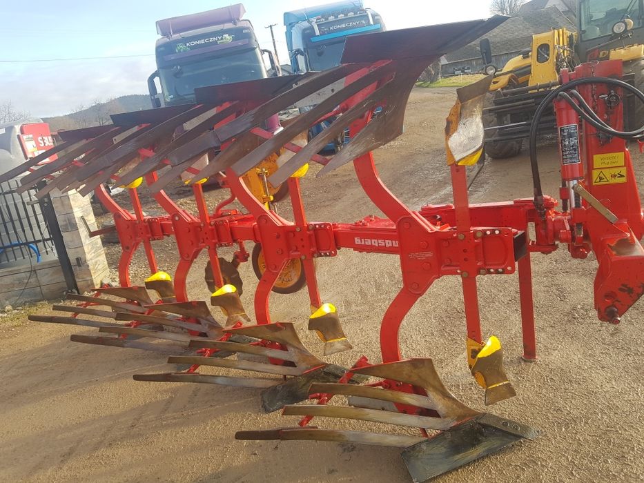 Pflug 4 skibowy obrotowy landsberg pottinger servo  II S  lemken  azur