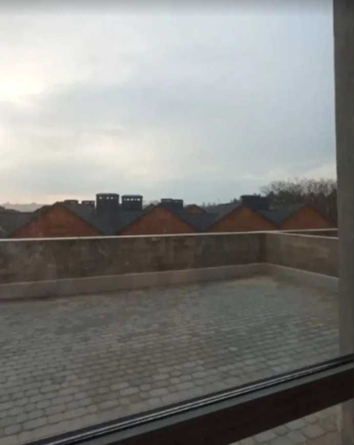 Продам 2 к.кв. с террасой  ЖК Comfort City Lagoon, ж/м Приднепровск