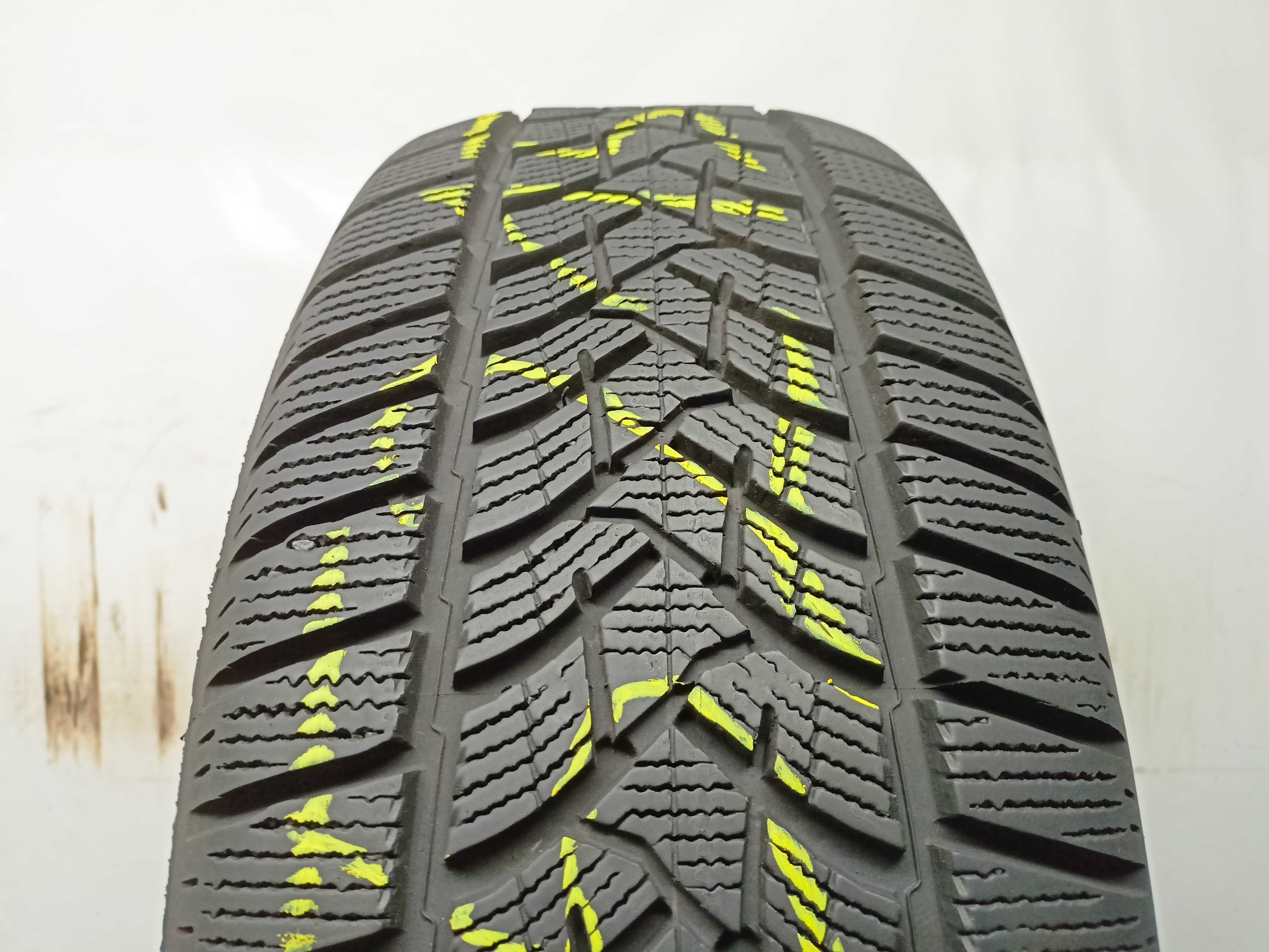 Dunlop Winter Sport 5 SUV 235/60/18 23r. 107H 8,8mm (5215)