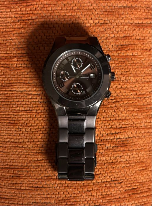 Relógio da marca ONE