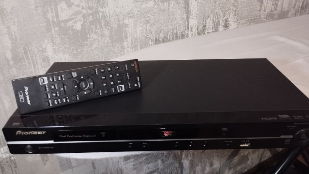 DVD плеєр Pioneer б/у