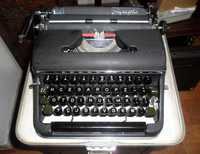 Máquina de escrever Olimpya impecável