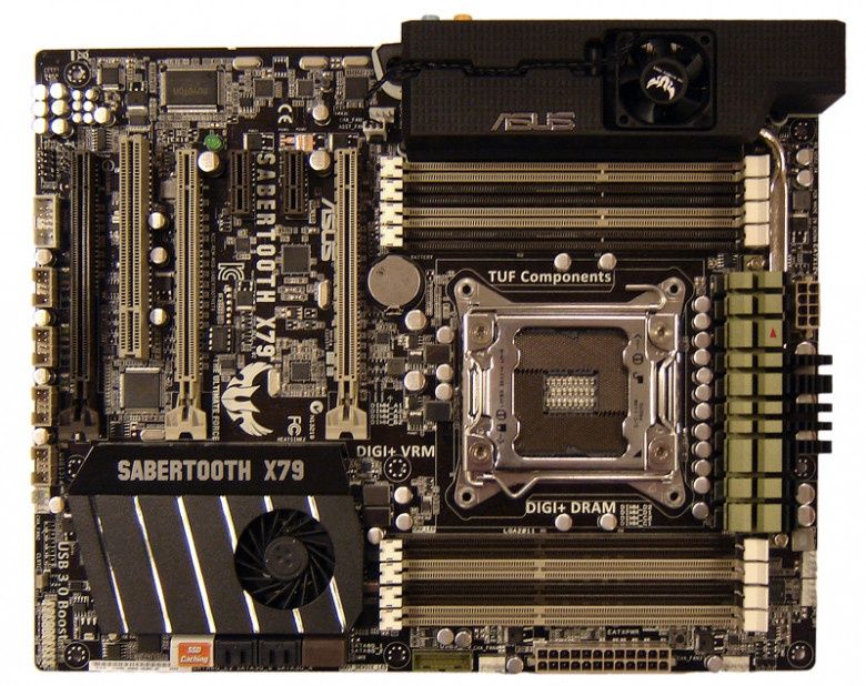 Asus Sabertooth X79 2011