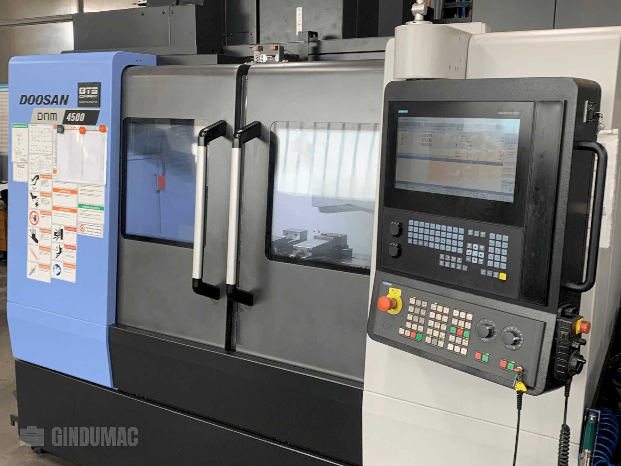 Centrum obróbcze DOOSAN DNM 4500 z wyposażeniem – tylko 2850 h (2020)
