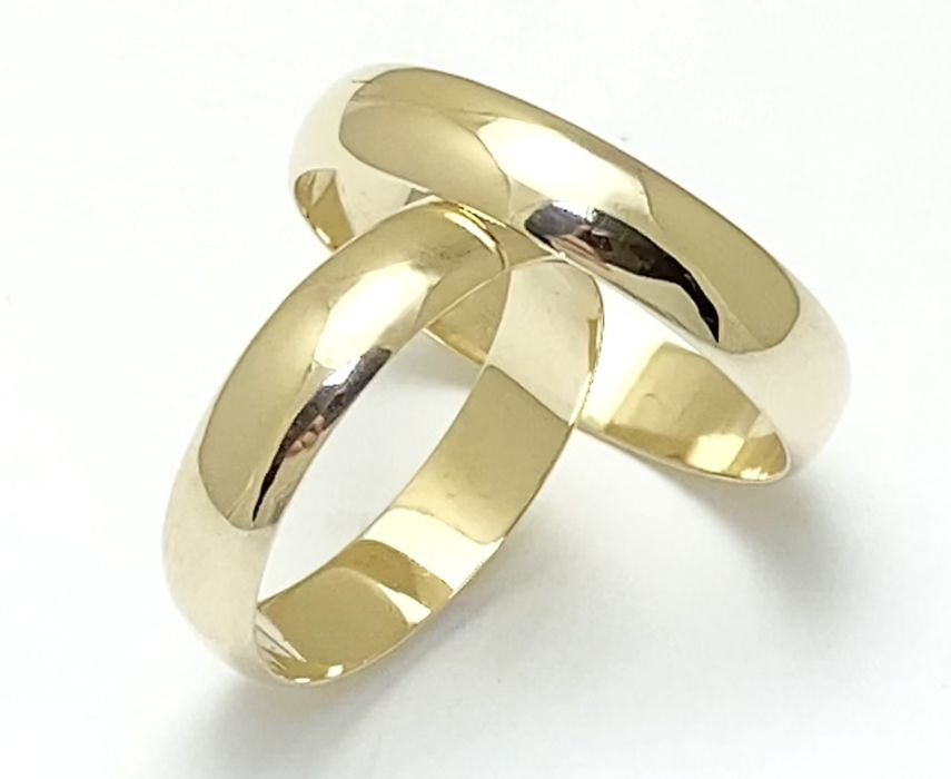 Złote obrączki ślubne + film z nimi gratis