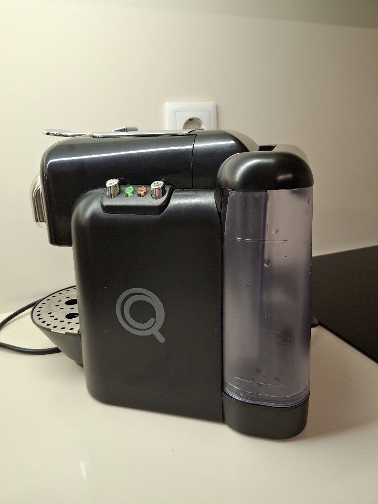 Máquina de café Delta Qool oferta de cápsulas