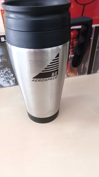 Caneca AEROSPACE em inox.