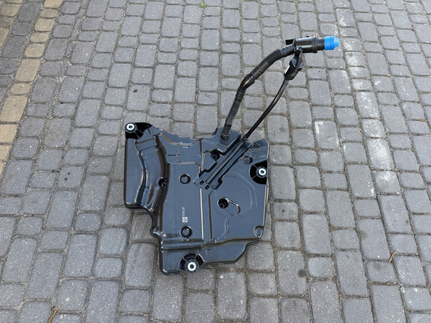 ZBIORNIK ADBLUE MERCEDES S-KLASA W223 A2234703400