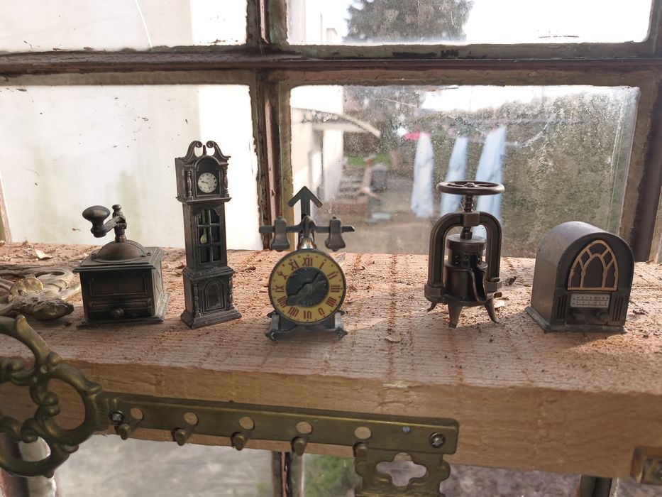 Figurka temperowka swiecznik swieczniki  mosiadz