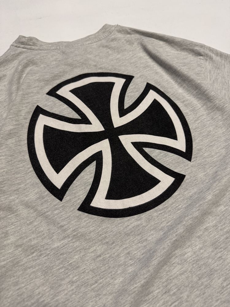 футболка independent x carhartt