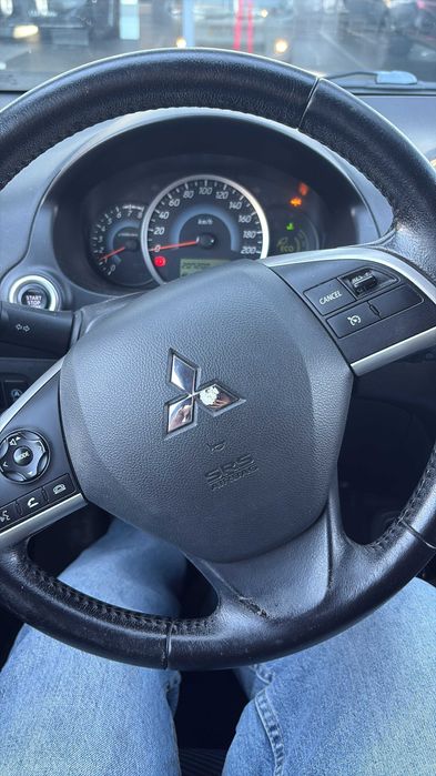 Mitsubishi Space Star - Super Económico com revisão feita