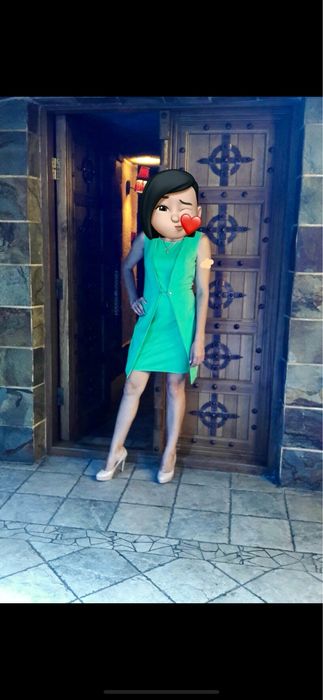 Сукня бірюзового кольору