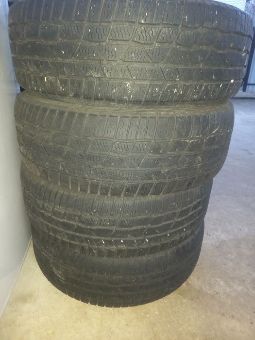 Шини 215/60 R17 контенінталь