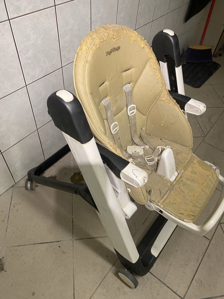 Fotelik dziecięcy do karmienia peg-perego krzesełko PEG PEREGO SIESTA