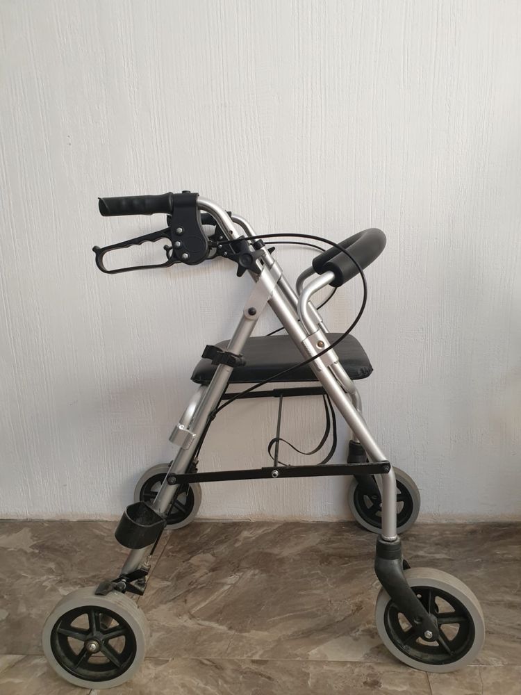 Ролатор  товар для інвалідів , ходунок
