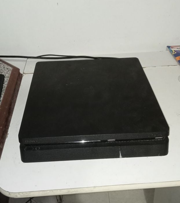 PS4 Usada como nova