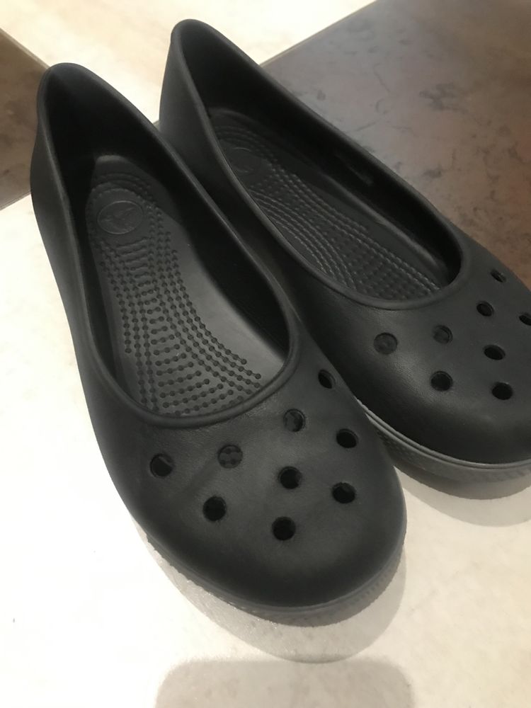 Продам Crocs,розмір 37