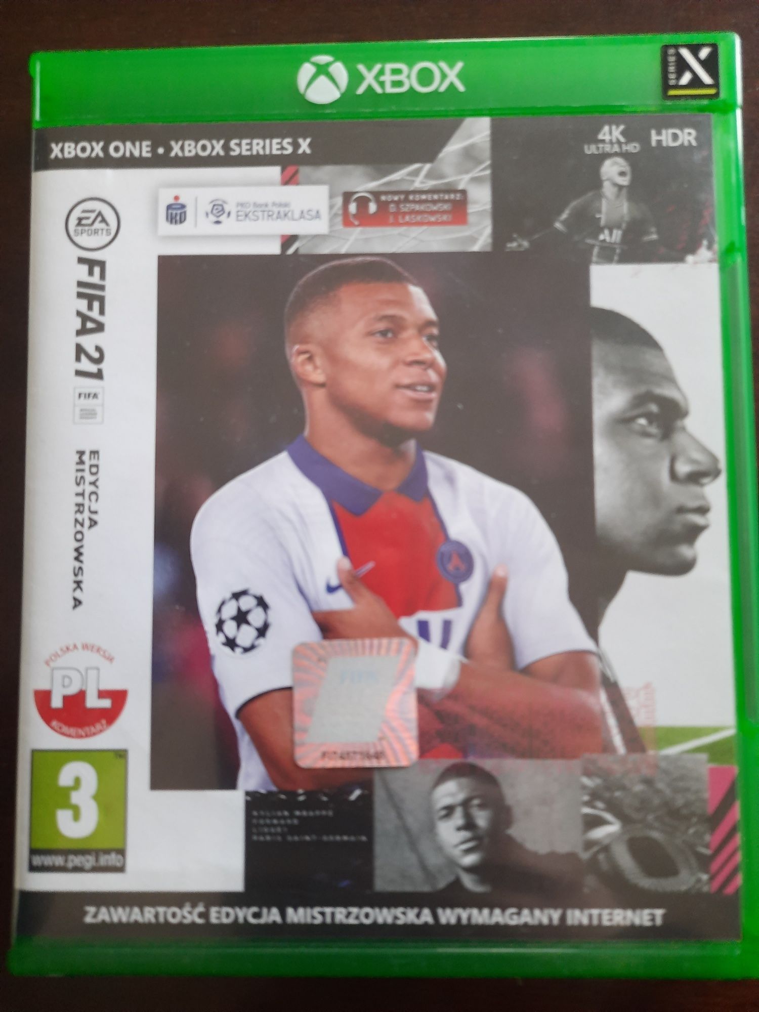 Gra na konsole XBox One FIFA21