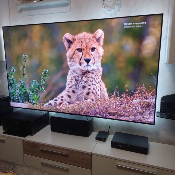 Телевізор 85" дюймів QLED 4К Samsung