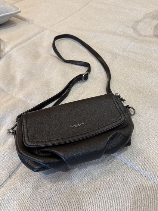 Шкіряна сумка в ідеальному стані