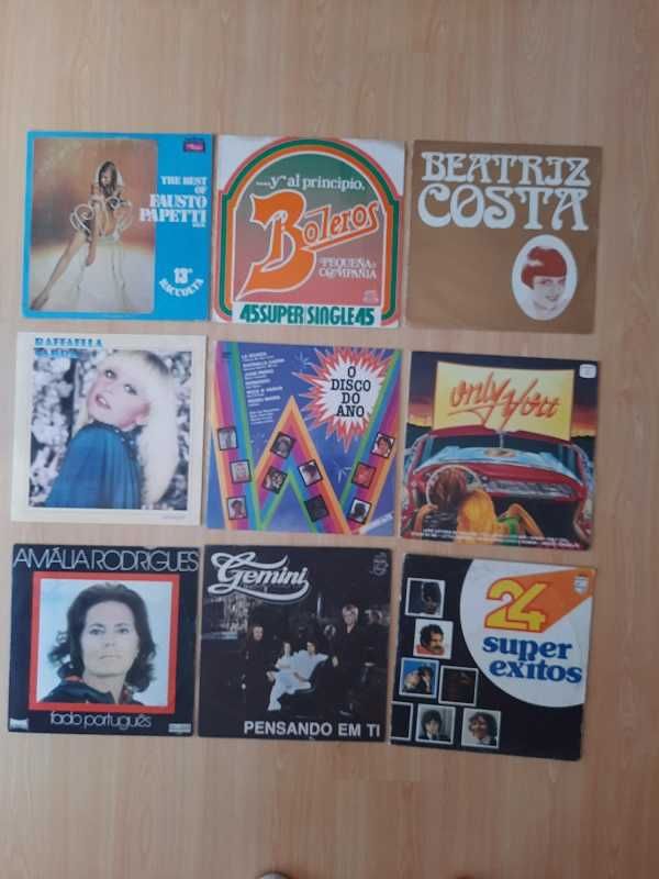 Discos de vinil variados (LPs, álbuns, singles)