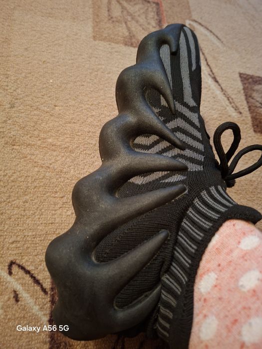 Кросівки літні  чоловічі 42,5 розмір нові Італія літні