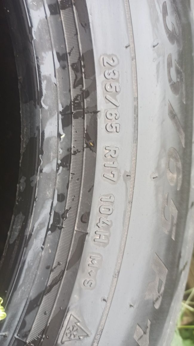 235 65 17 Pirelli Scorpion Winter Соренто, Санта Фе