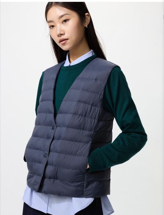 Безрукавка тепла жилетка Uniqlo нова чорна