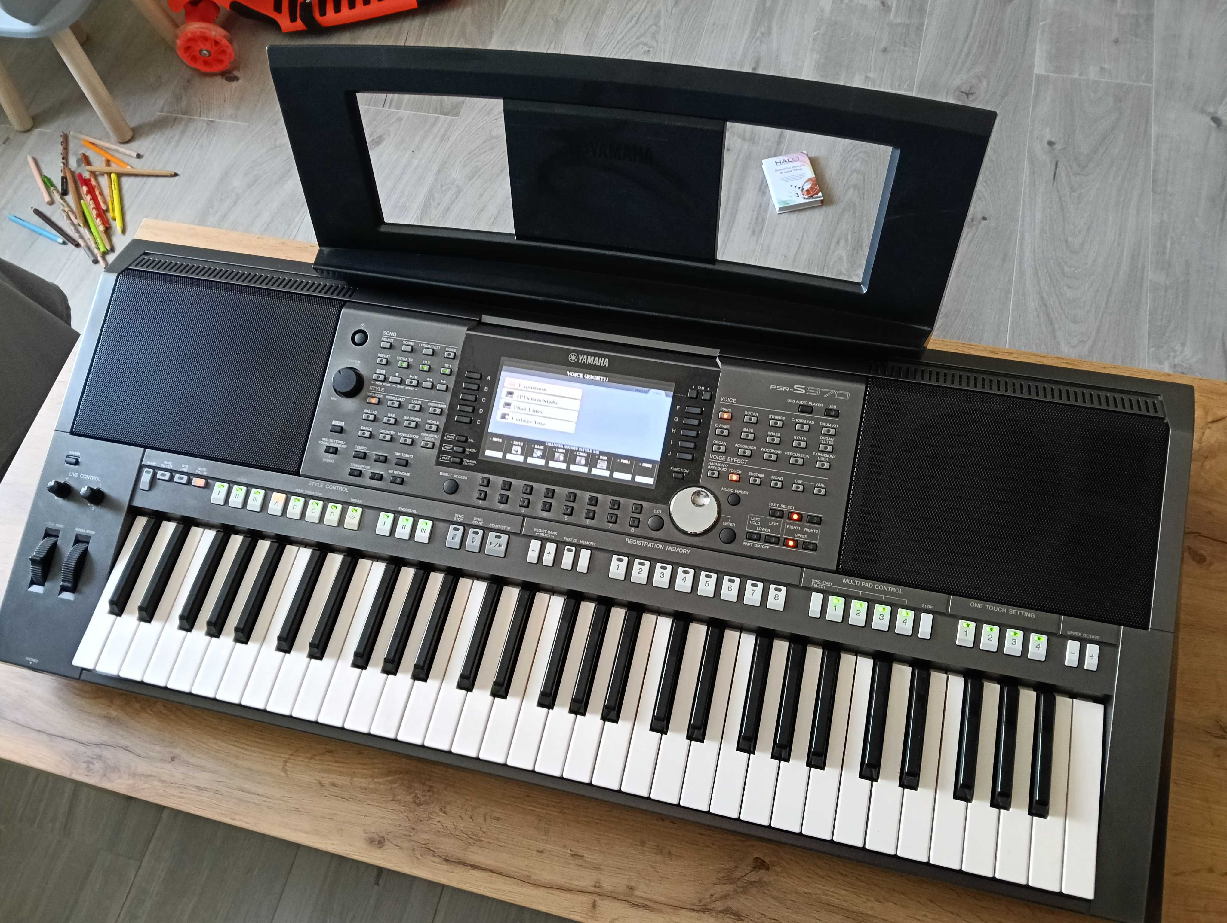 Yamaha psr s970 keyboard