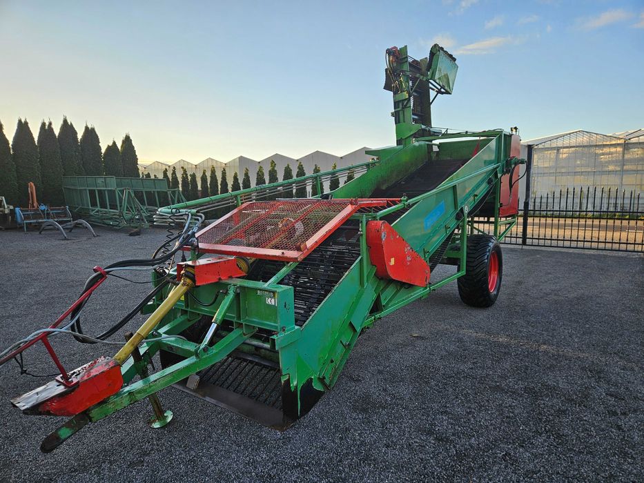 Kombajn do kopania sadzonek oraz warzyw ziół Basrijs