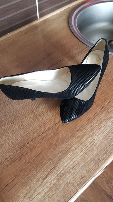 Buty na obcasiku