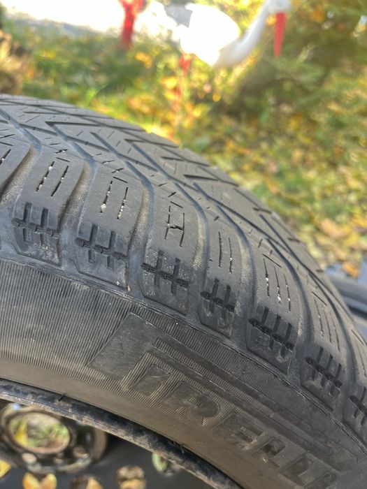 Opony zimowe 205/55 r16 z felgami stalowymi