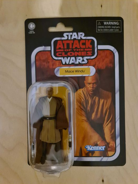 Star Wars: Atak Klonów - Mistrz Windu Figurka F4495