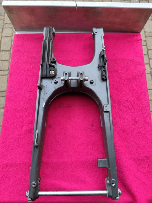 Wahacz naciągi łańcucha oś tylna KTM RC 125/200/390 Duke