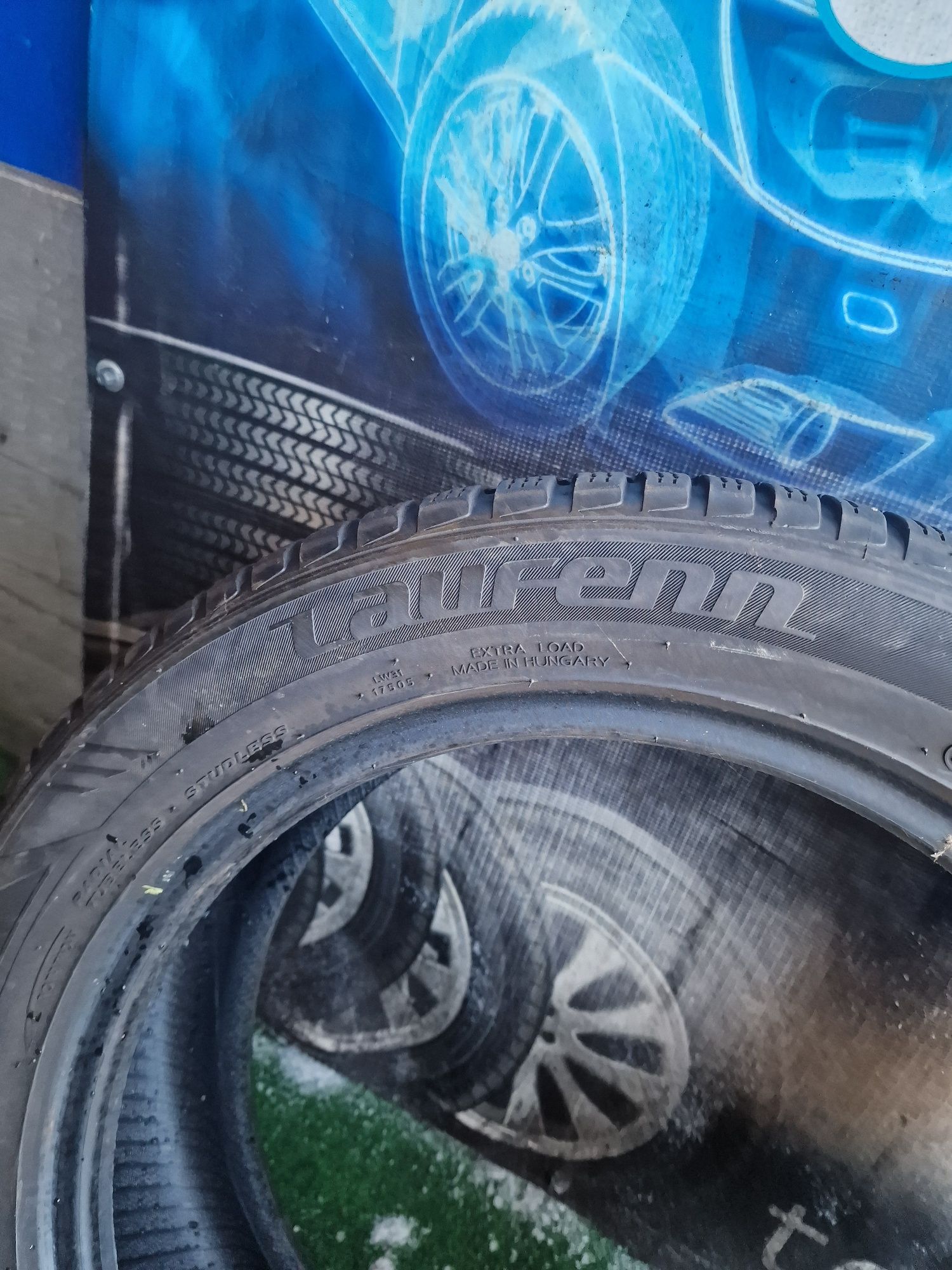 Opony zimowe 205/55/17 Laufen Para 2021 Para