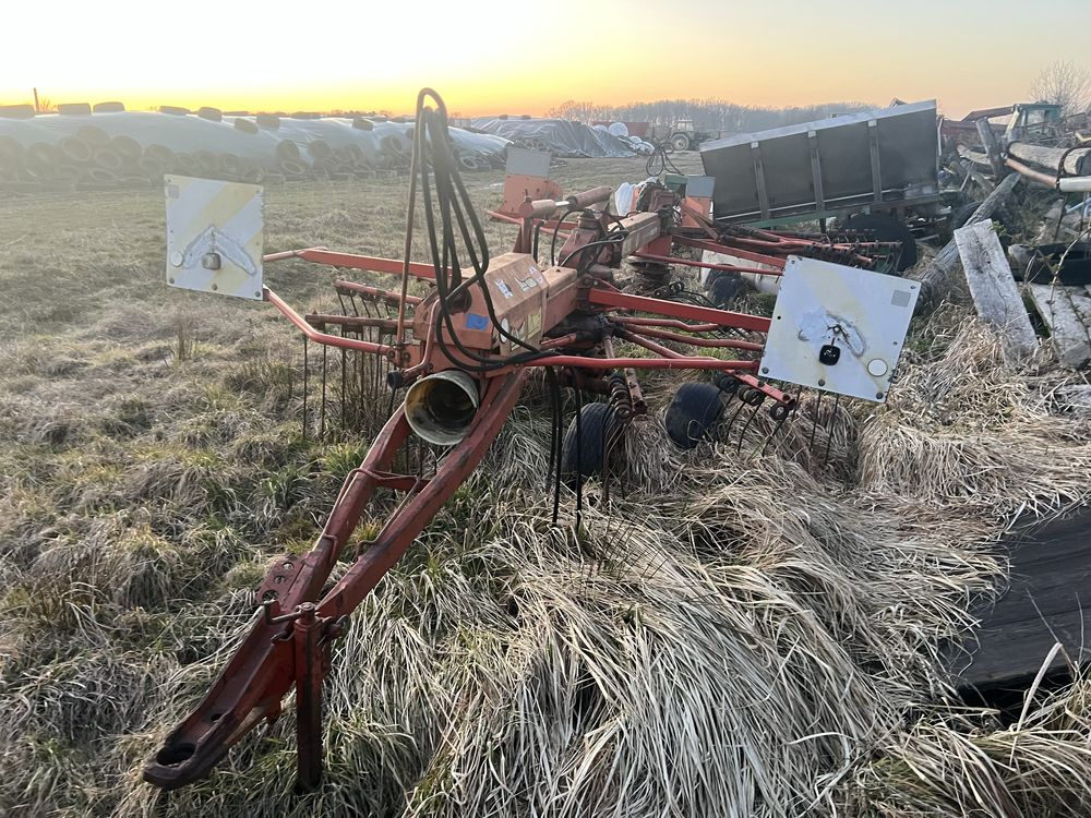 Zgrabiarka Kuhn ga 6000